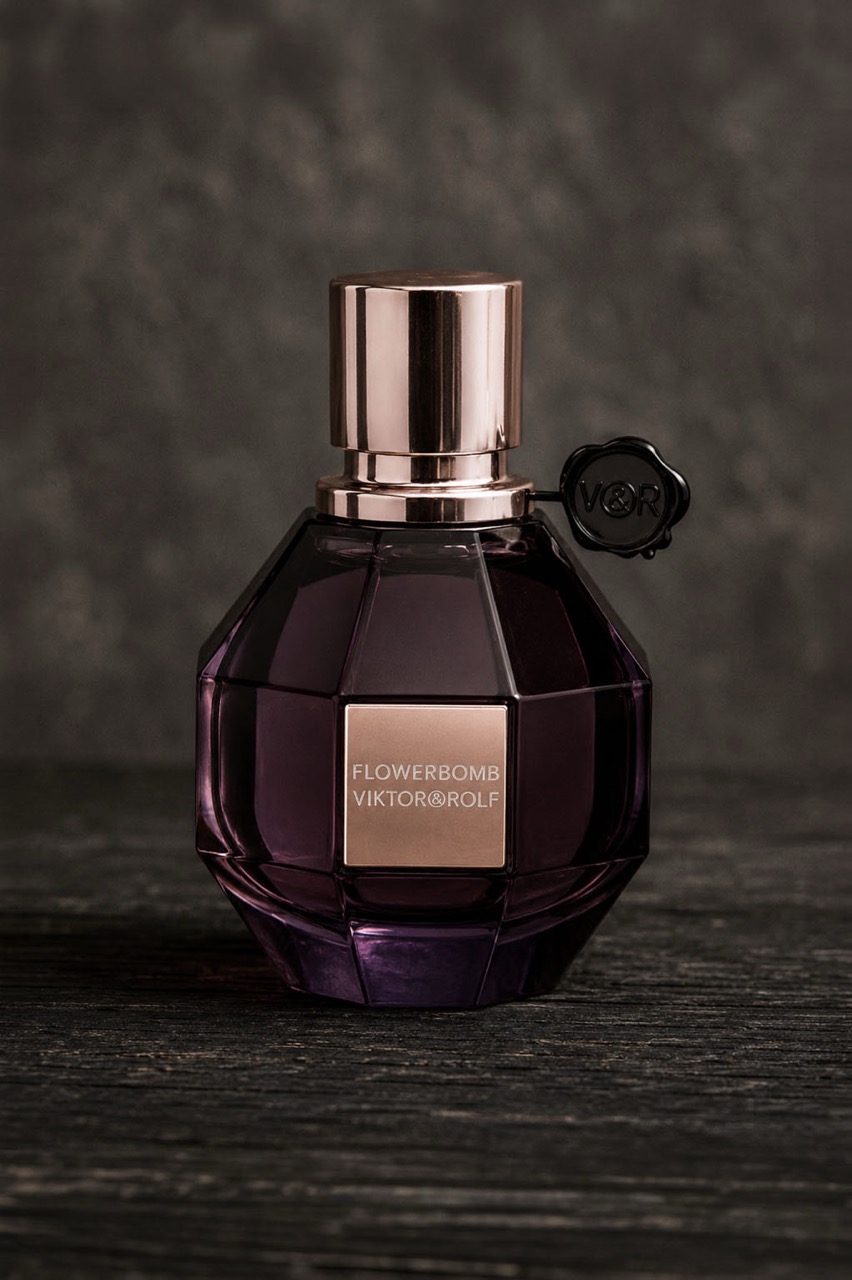 Flowerbomb Extreme bottle